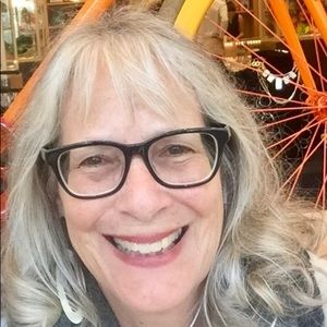 Meet your Posher, Suzanne